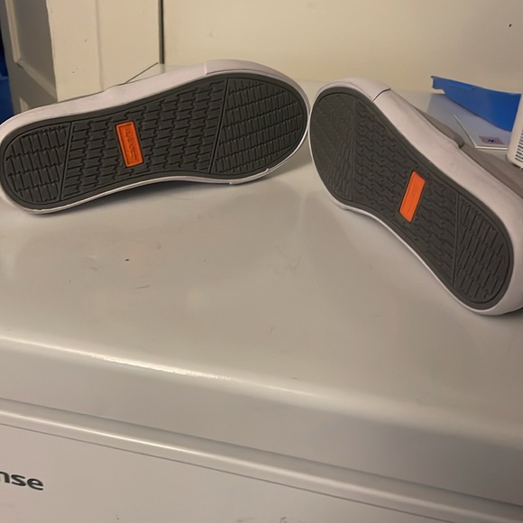 Kids Lugz Size 4 - Picture 2 of 2